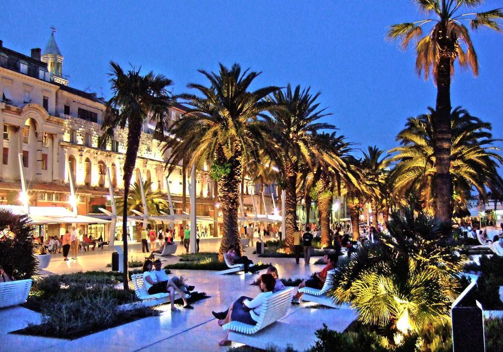 Luxury Rooms Floramye (Adults Only) Split Bagian luar foto